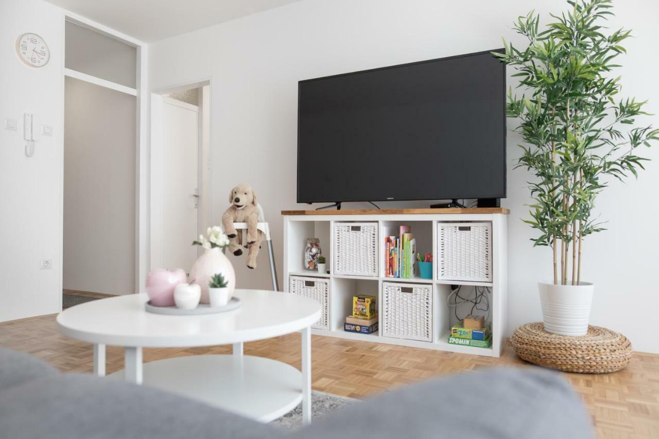 לובליאנה Family Apartment With Garden מראה חיצוני תמונה