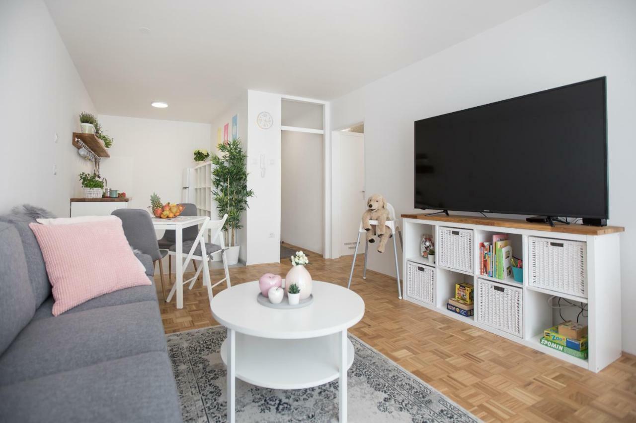 לובליאנה Family Apartment With Garden מראה חיצוני תמונה